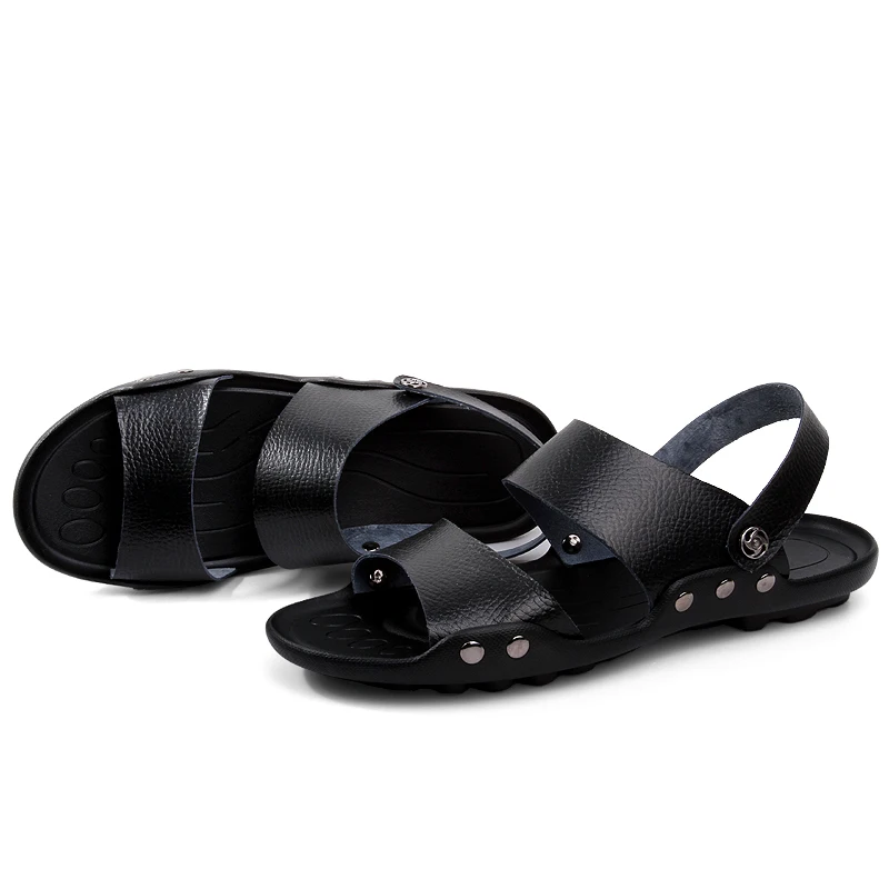 Two wear new leather summer men's leather casual beach light fashion outdoor comfortable sandals and slippers large size