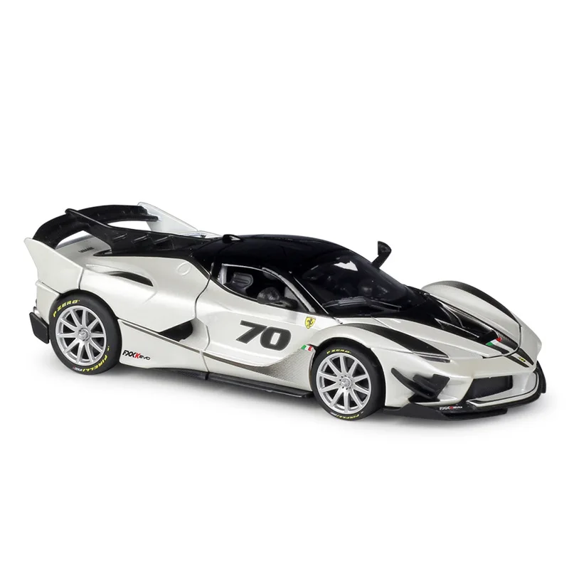 Модель автомобиля Bburago в масштабе 1:32 Ferrari FXX K EVO acousto Optical alloy|Наземный транспорт| |
