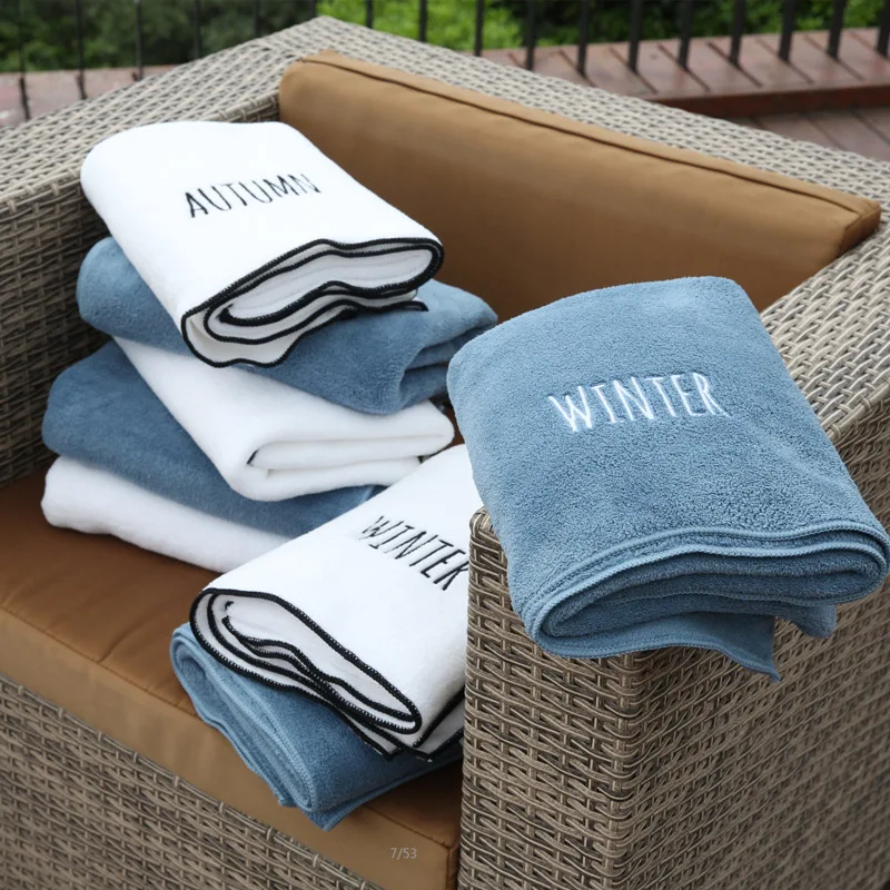 

Embroidered Bath Towel Four Season Spring Summer Autumn Winter Letter Hotel Bathroom Towl Absorbent Quick-dry Towel White Blue