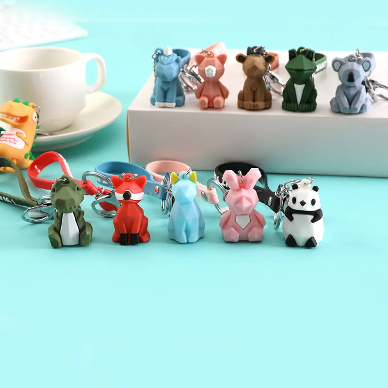 

Creative geometric faceted animal key chain pendant cute cartoon panda doll key chain car bag ornaments