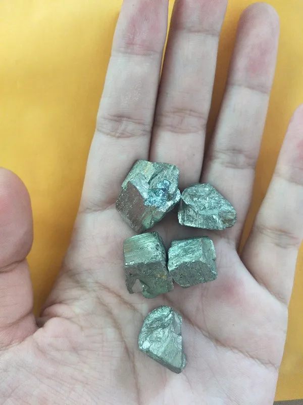 黄铁矿1_副本