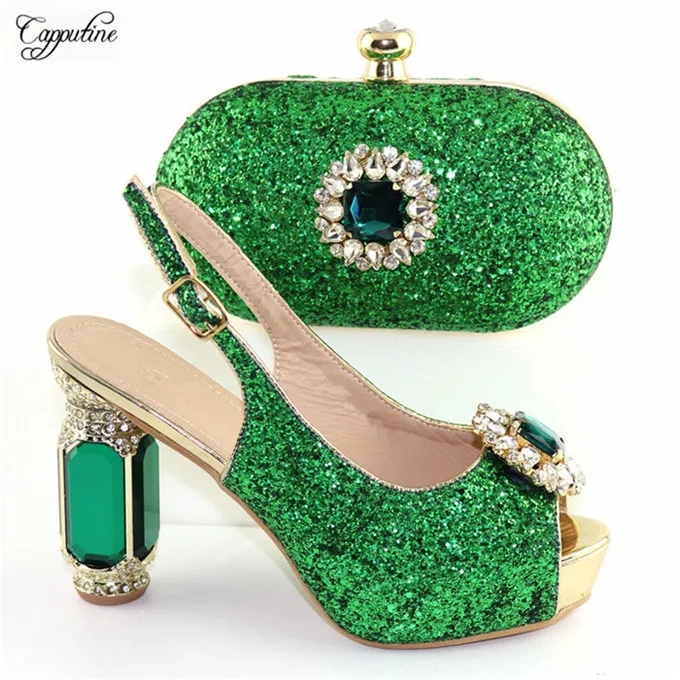 Красивые Зеленые босоножки на высоком каблуке и вечерняя сумочка в комплекте для
