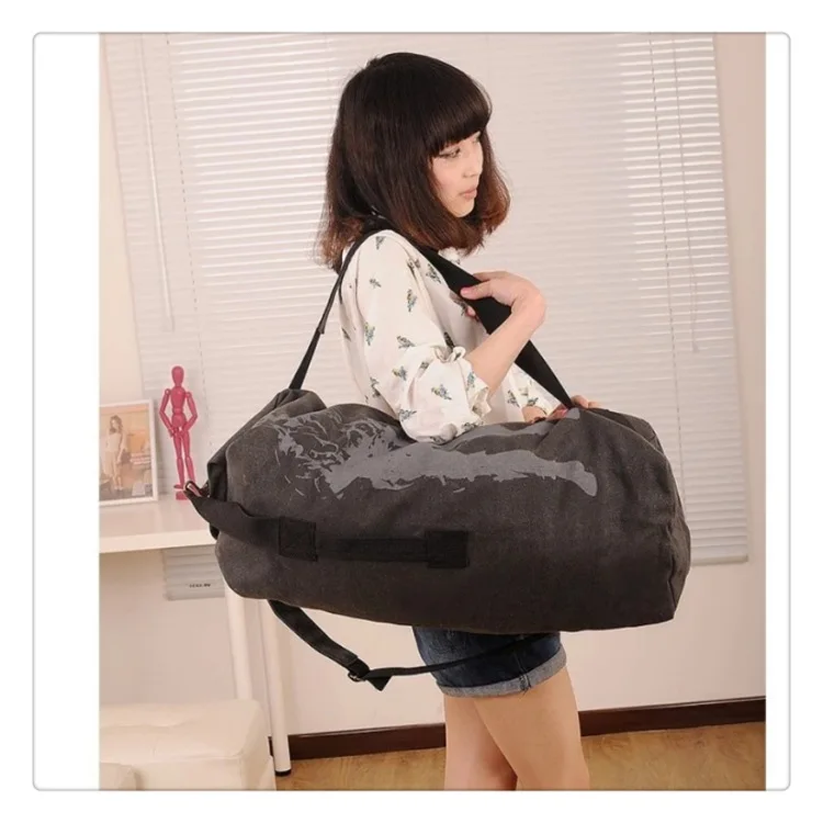 10137537670_1932616712