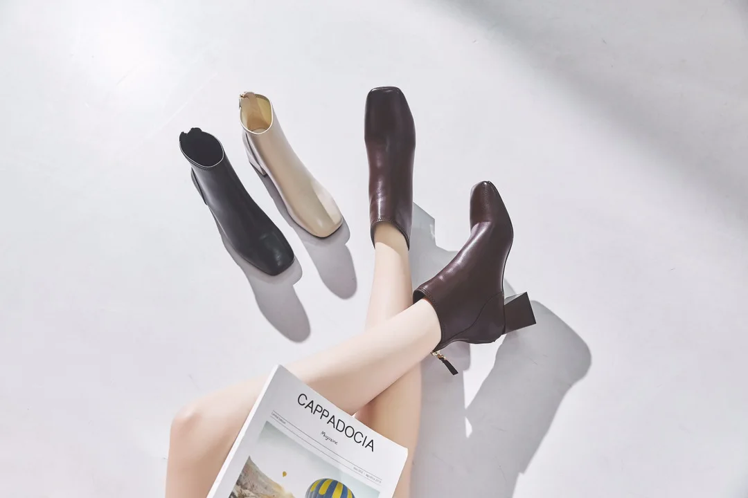 

2019 Autumn & Winter New Style Martin Boots ai xue Small Chunky-Heel Square Head Boots WOMEN'S Shoes