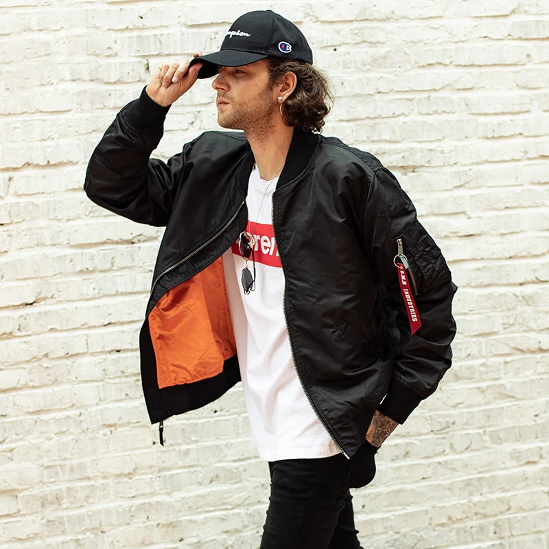 

New Spring and Autumn Men Bomber Jacket Leisure Style Breathable Military Jackets Pilot Coat Mens Sports Thin Jackets