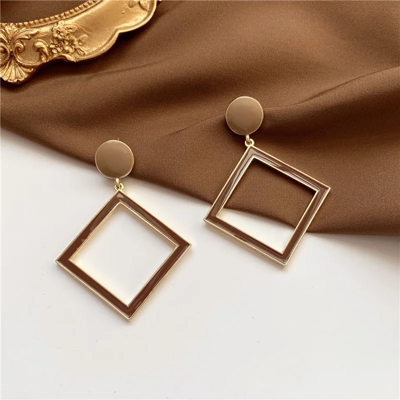 

Korean Elegant Simple Normcore Style Box Ear Stud S925 Silver Needle Retro Style Personalized Exaggerated Earrings Female