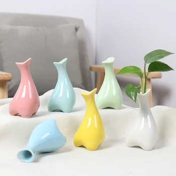 

Simple Ceramic Vase Creative Home Desktop Decoration Three-legged Hydroponic Vase Decorative Vase Ceramic Aroma Bottle