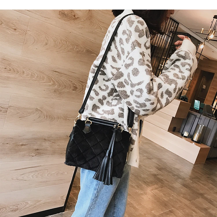 Elegant Female Plaid Tote Bag Winter New Quality Soft Plush Women's Designer Handbag High capacity Shoulder Messenger bags