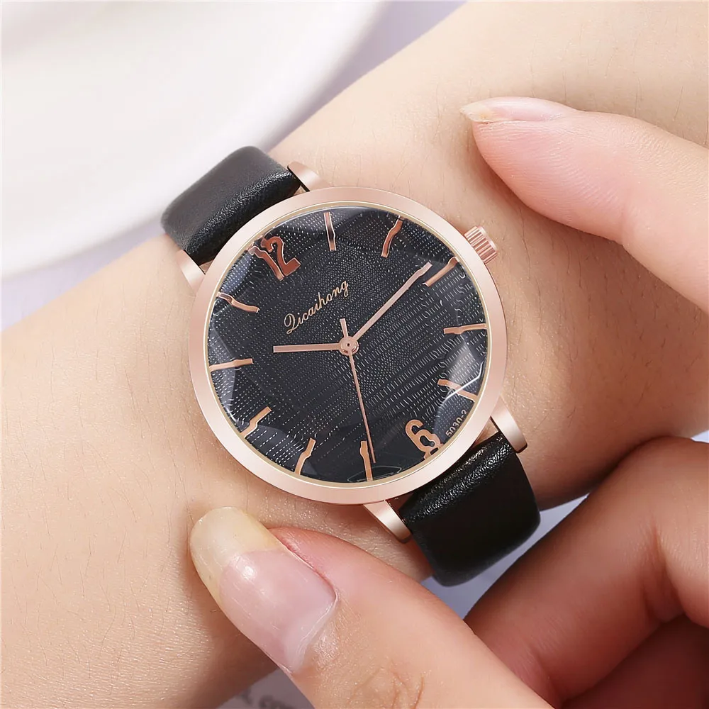 

Brand Women Watch Stylish Simple Dial Belt Leather Ladies Quartz Watch Round Wristwatch Clock Gift Zegarek Damski Zegarek #W