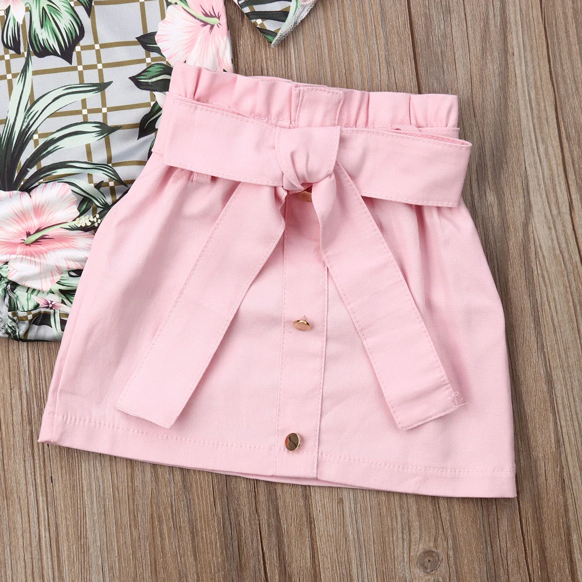 1-4T милый комплект одежды для маленьких девочек; летняя одежда; комбинезон с цветочным принтом и рукавами-крылышками; топ+ розовая юбка с поясом; комплект одежды