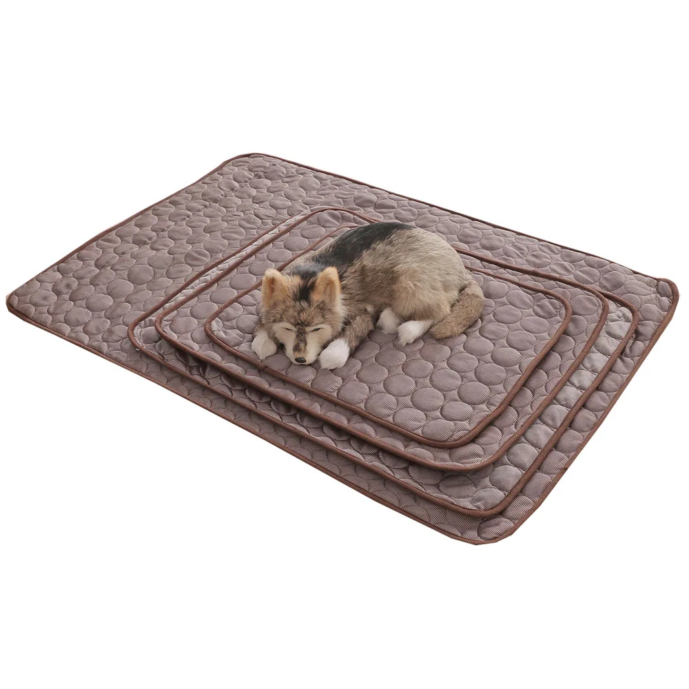 

New solid color simple cloth kennel dog mat pet ice silk mat cat cool mat pet supplies