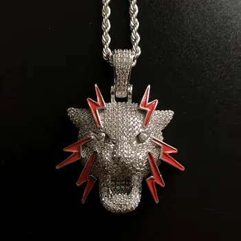 

Popular designing cartoon pendant with a regular chain for gift