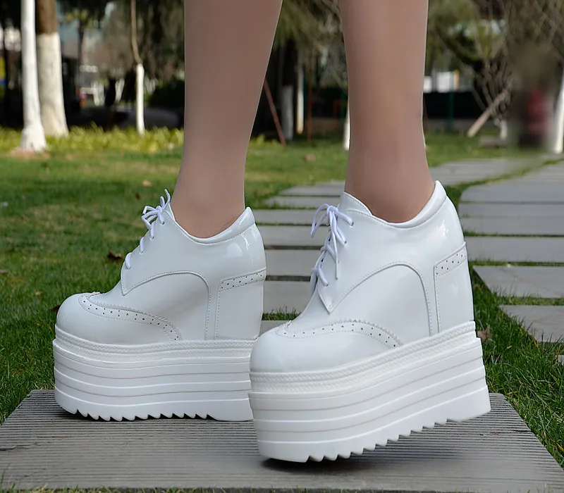 

New muffin bottom women's shoes wedge heel round head 14 cm super high heel shoes fashion patent leather increase women's shoes