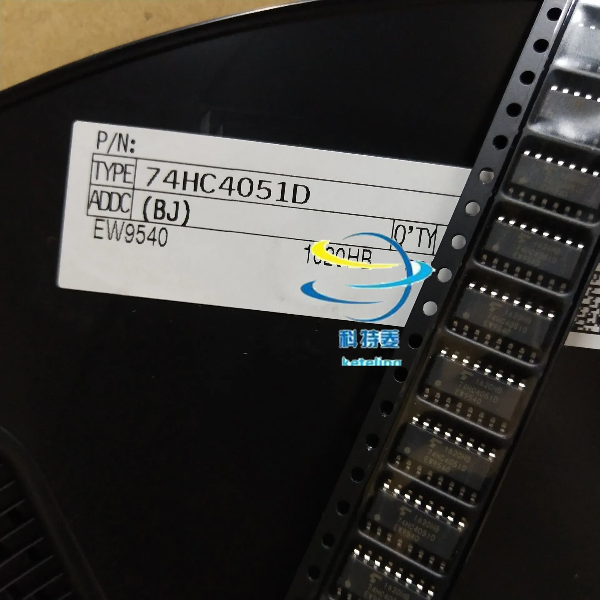 

Freeshipping Patch 74HC4051D Chip Analog Multiplexer / Signal Splitter SOP16