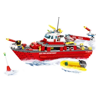 

555pcs Fire-Fighting Vessel Model Building Blocks Compatible City Firemen Figure Fire Boat Educational Bricks Child Toys