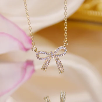 Romantic Charm Brilliant CZ Bowknot Lady Necklace 14k Plated Gold Super Shining Zircon Clavicle Rope Charin Stylish Kolye Gift 1
