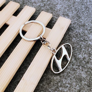 

Exquisite gift pendant long chain metal key ring for Hyundai car logo hollow sign man waist hanging 4s shop advertising keychain