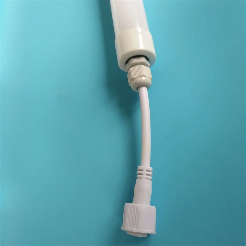 무료 배송 새로운 도착 방수 IP67 1.5m(5 피트) T8 LED 튜브 습한 환경 사용 3000-6500k 색 온도 (CCT), T8