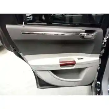 

TRIM LEFT REAR DOOR CHRYSLER 300 C