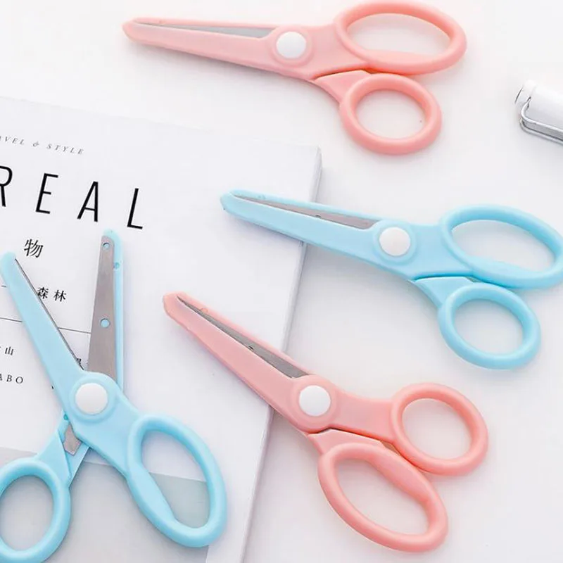 

1 Pcs Kawaii Candy Color Child Safety Craft Scissors Stainless Steel Stationery Scissors Office School Hand Cut Gifts