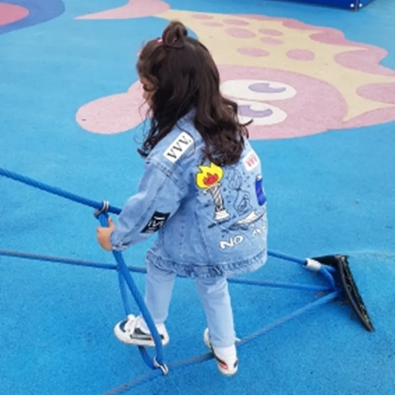 Baratos Chaquetas de mezclilla para niños chaquetas de Jean de gabardina para Niñas Ropa para niños abrigo de bebé abrigo Casual cazadora primavera otoño 2 6Y