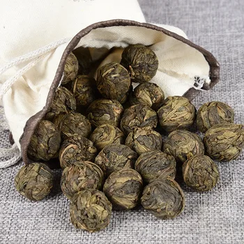 

Yunnan Pu'er Old Tree Tea Tree Ancient Tea Entirely Handmade Gold Leaf Dragon Ball 500G Bulk Tea