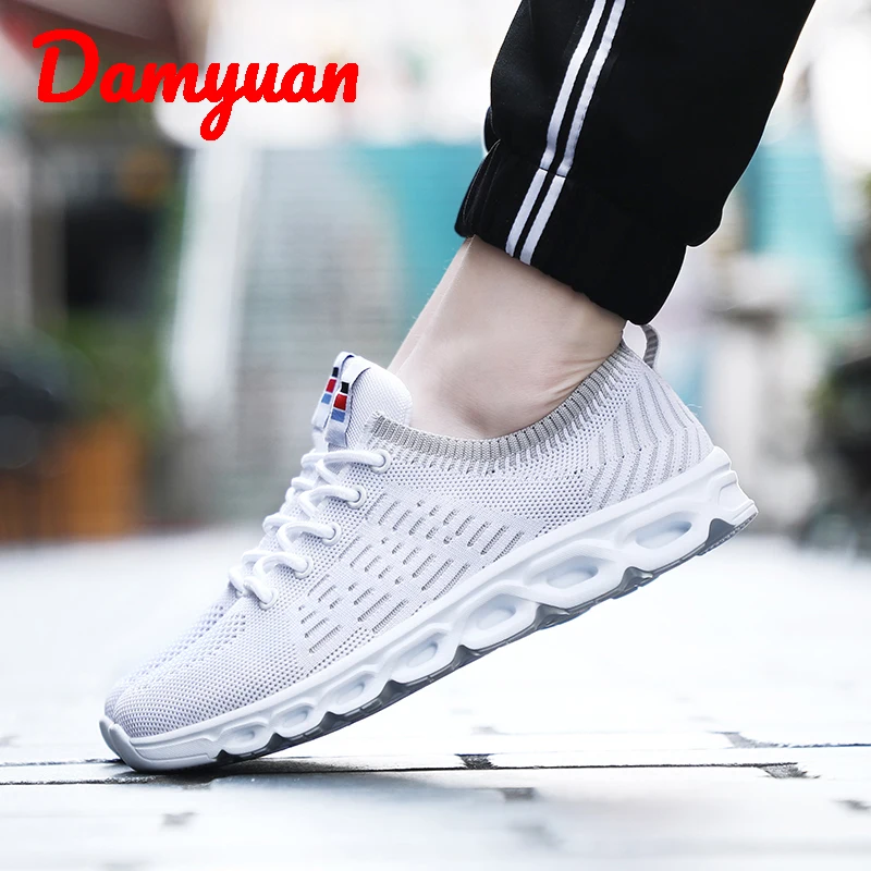 

Damyuan 2019 Autumn Winter New Flying Shuttle Lady Fashionable Comfortable Breathable White Sneakers Heightening running shoes