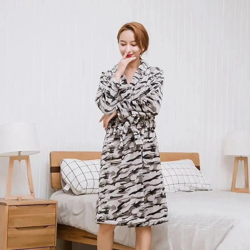 Casual Flannel Coral Fleece Robe Female Winter Warm Kimono Bathrobe Gown Nightwear Sleepwear Intimate Lingerie Home Clothes - Цвет: A10