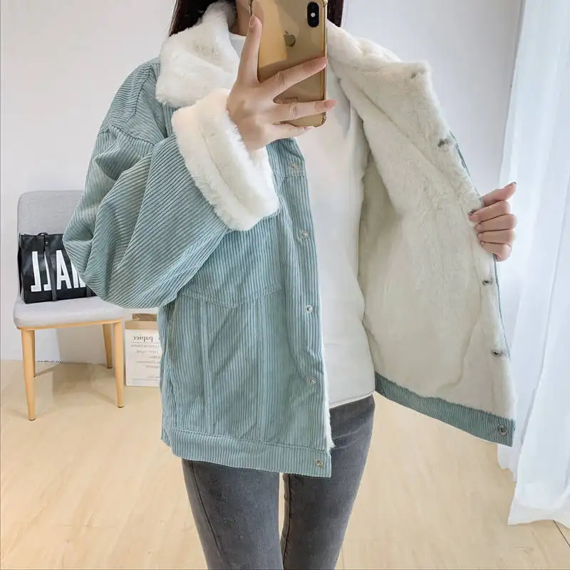 light blue Высококачественная меховая женская верхняя одежда осень-зима Корейская мода Вельветовая куртка женская мягкая меховая подкладка теплая Женская куртка и пальто - Цвет: light blue