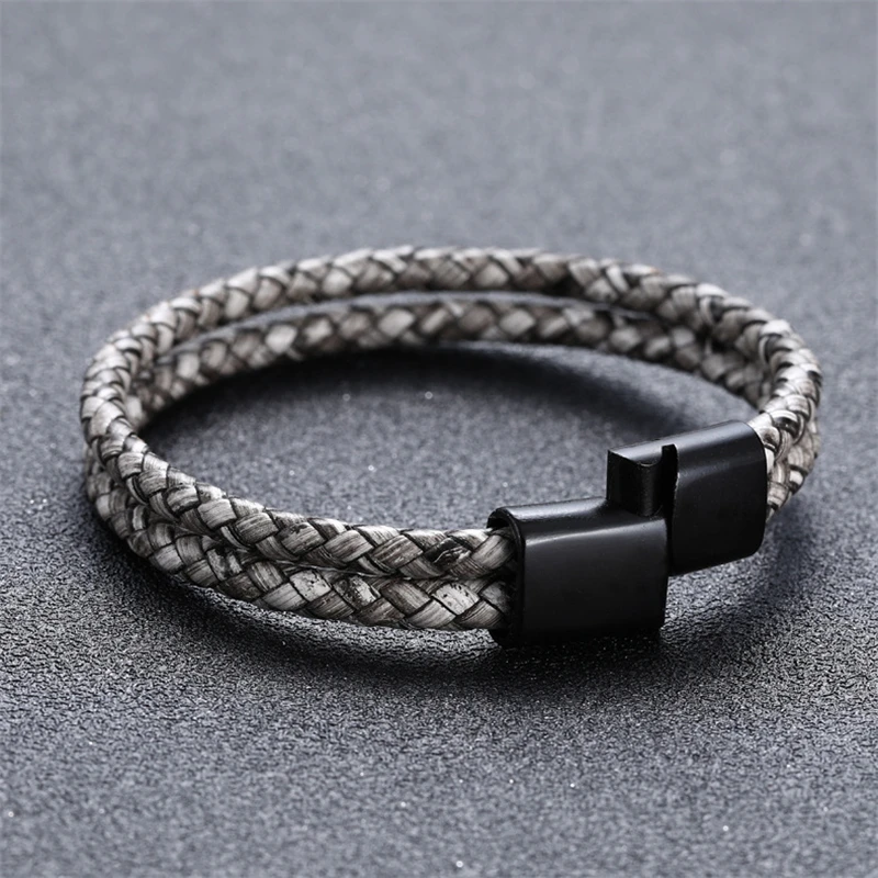 12413956574_1643478502