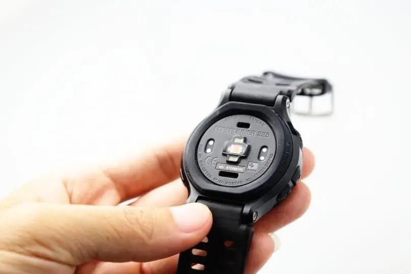 Смарт часы Garmin Forerunner 225 GPS с отслеживанием частоты сердечных