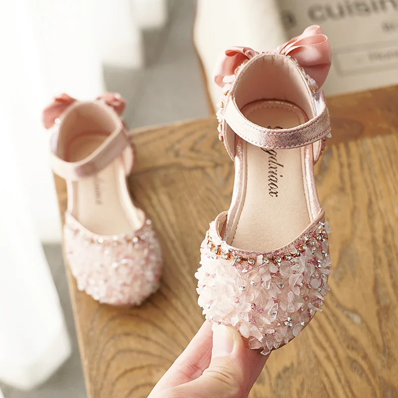 New Kids Leather Shoes Girls Wedding Shoes Children Princess Sandals Sequins Bow Girls Casual Dance Flat Sandals E462 kids shoes children sandals kids sandals