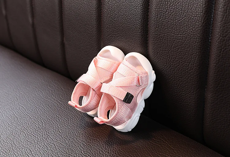 14101227855_1046657370