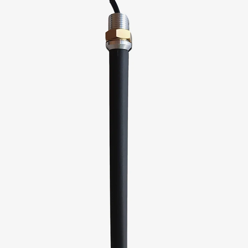 The new external antenna for the 433MHZ thick equipment door garage added in April 2020 |