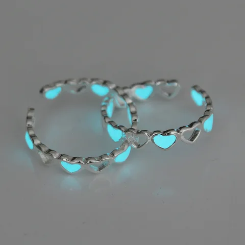 Hollow Heart Luminous Ring for Women Men Couple Rings Opening Adjustable Finger Ring Bands Glowing In The Dark Jewelry Gift