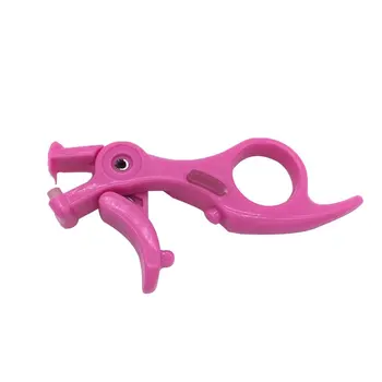 

Mini plastic eyelash clip