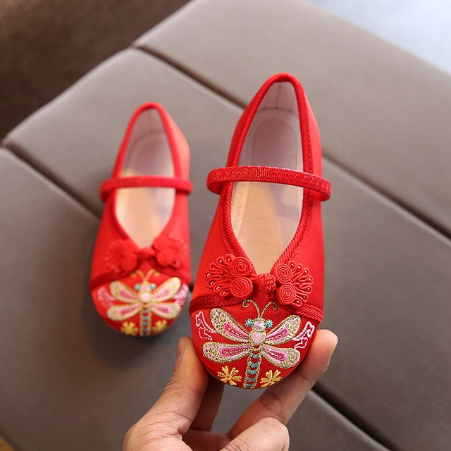 Chinese Old Beijing Women Casual Shoes Embroidered Cloth Shoes