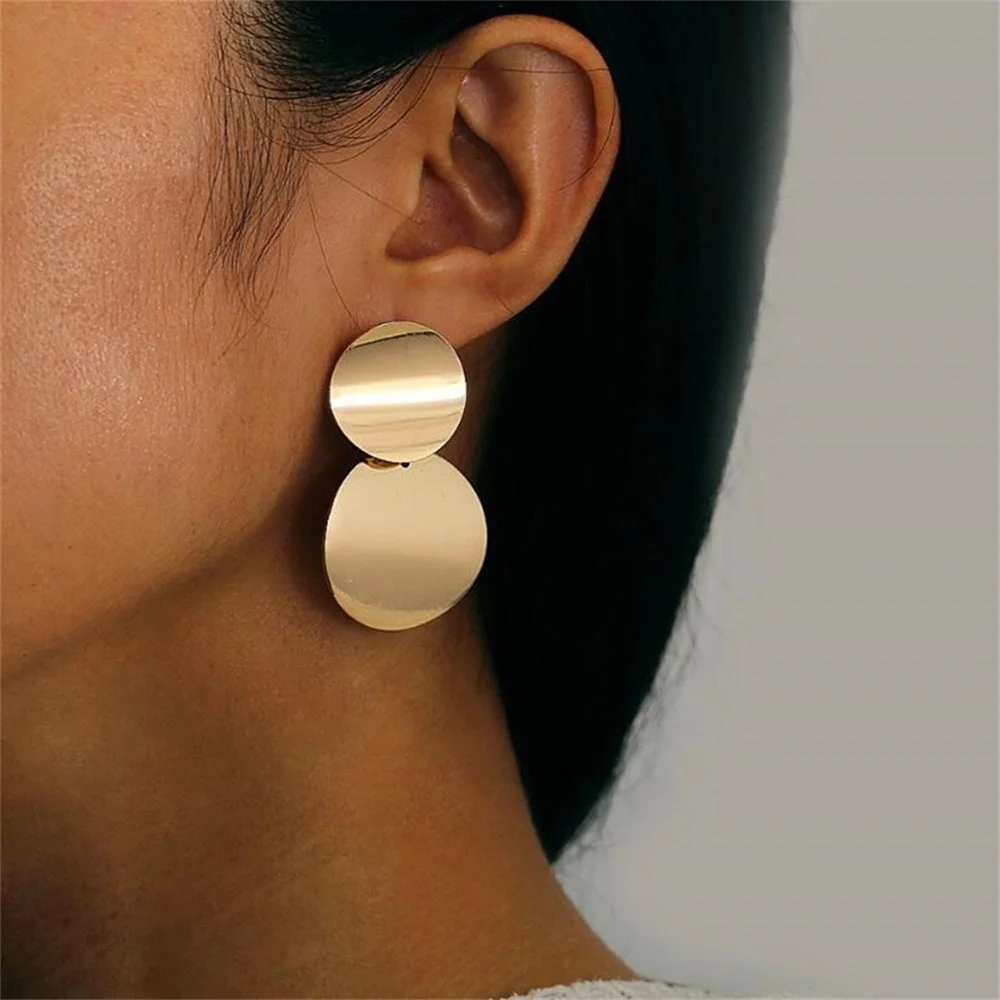 

MingHuang New Korean Round Pendant Earrings 2020 Lady Fashion Retro Geometric Elements Pendant Earrings Jewelry