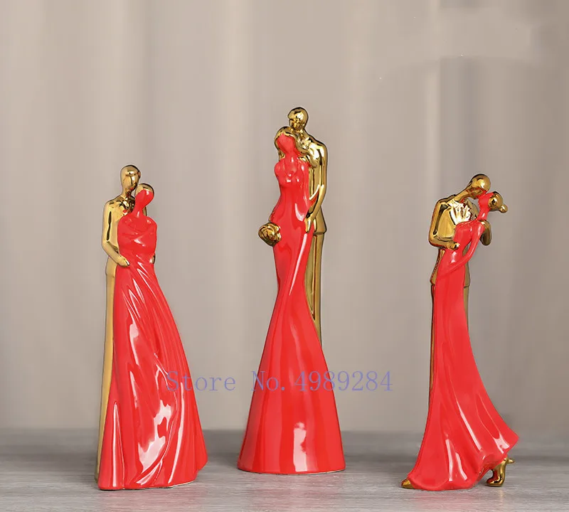 Creative Chinese ceramics Crafts ornaments abstract Couple Wedding Gifts Modern home decoration Desktop display gold figurines
