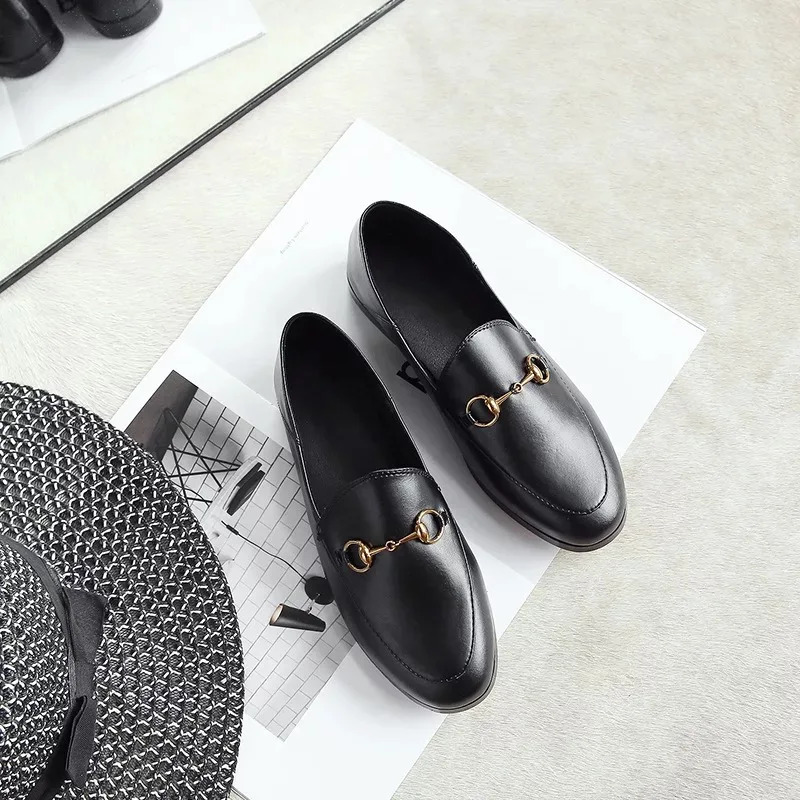 ZHENZHOU/высококачественные лоферы; женская обувь; простой дизайн; цвет черный, белый; женские туфли-лодочки на низком каблуке в повседневном стиле