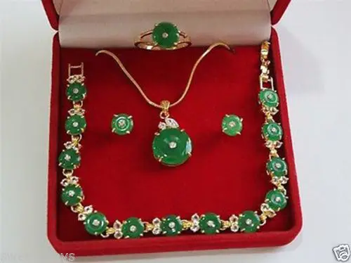 FREE SHIPPING&gt&gt@&gt Beautiful green jade necklace/bracelet pendant earring ring set AAA 18K GP gold plated watch Quartz stone |