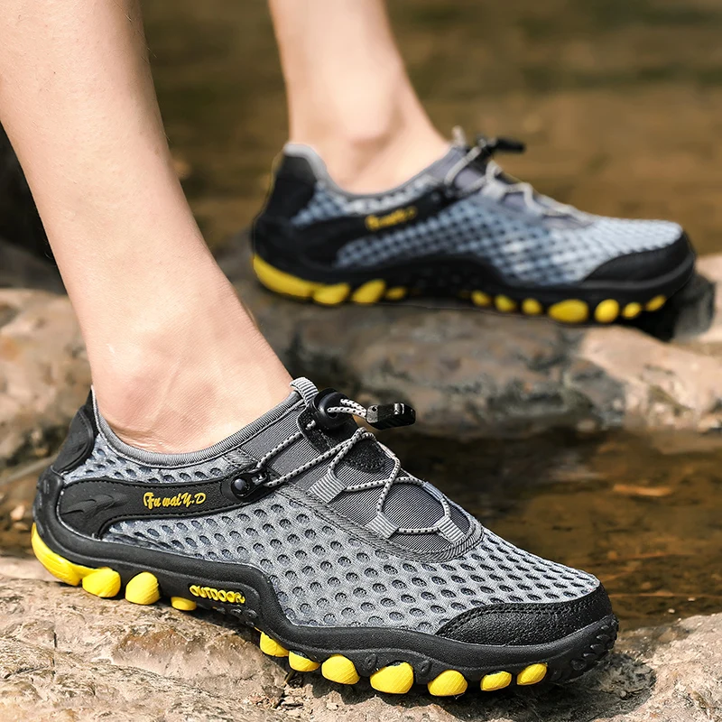  Aqua Shoes Ultra-light Quick-drying Beach Water River Walking 2019 Summer Men Mesh Breathable Flotillas Outdoor Hiking (34)