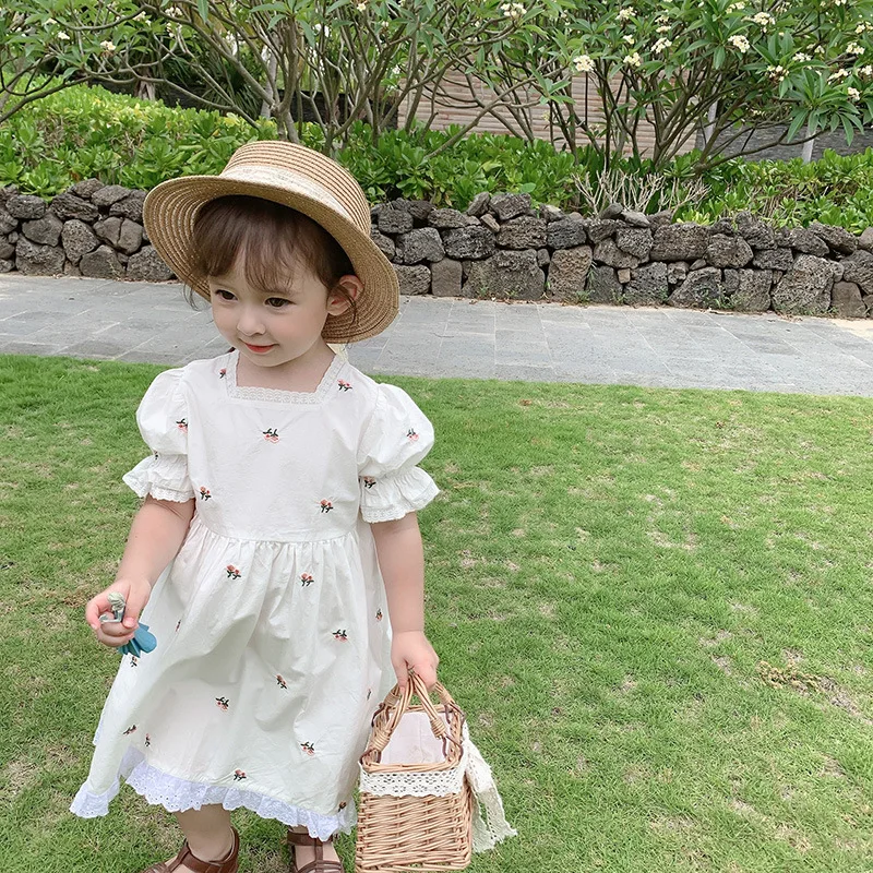 15288469905_1171202484