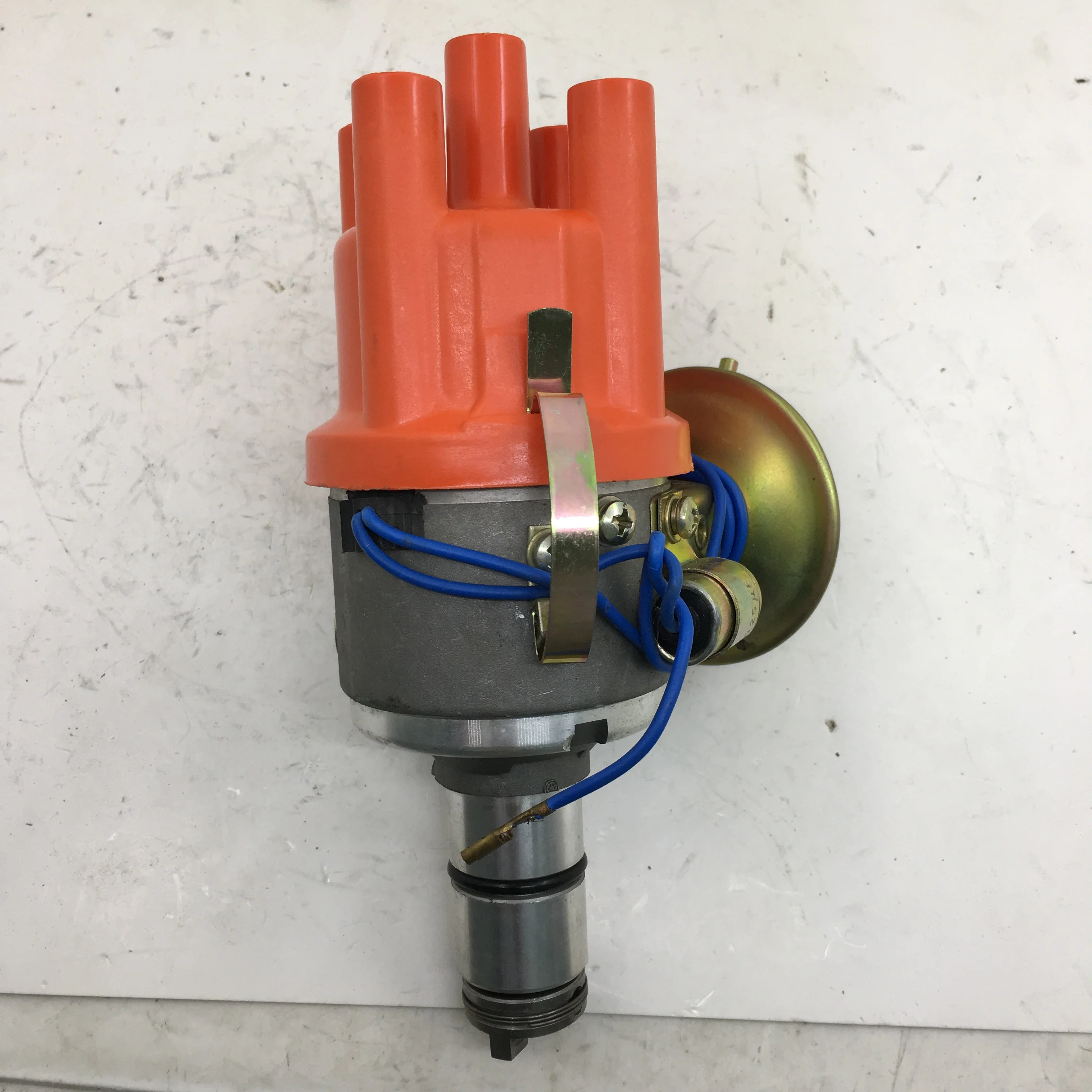 SherryBerg New Automobile Ignition Distributor 043905205N 023117602B Fit For VW Volkswagen Beetle Bug Audi Complete Distributor