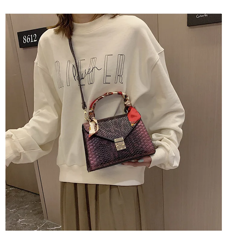 Luxury Crocodile Pattern Crossbody Bags For Women 2019 Small Scarf Handbag PU Leather Hand Bag Ladies Designer Shoulder Bag Blue (21)