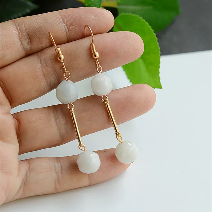 Серьги из натурального изумруда с бусинами нефрита подвески сделай сам