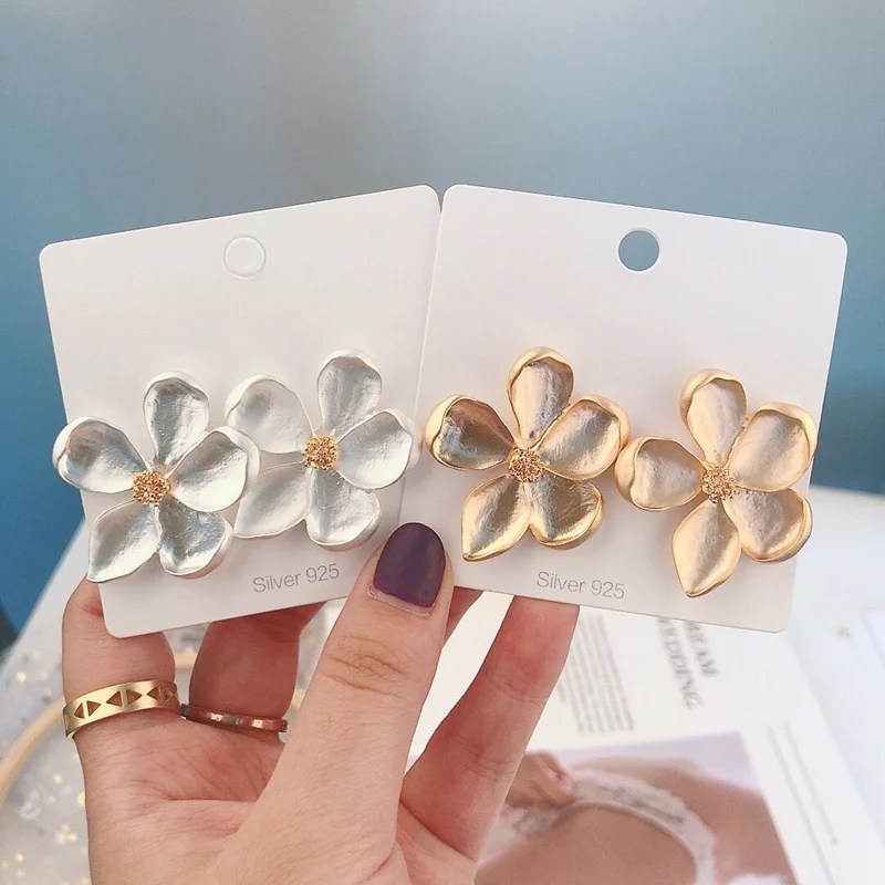 Япония Корея Винтаж матовый золотой цвет цветок серьги гвоздики для женщин Мода Bijoux личности Oorbellen Brincos