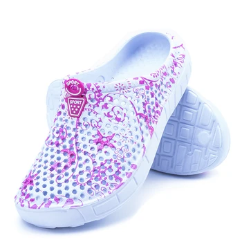 

2020 womens casual Clogs Breathable beach sandals valentine slippers summer slip on women flip flops shoes home shoes for women