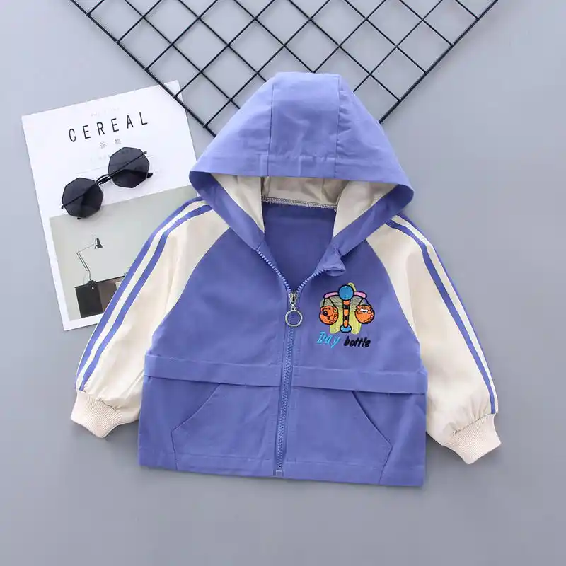 casaco com capuz infantil