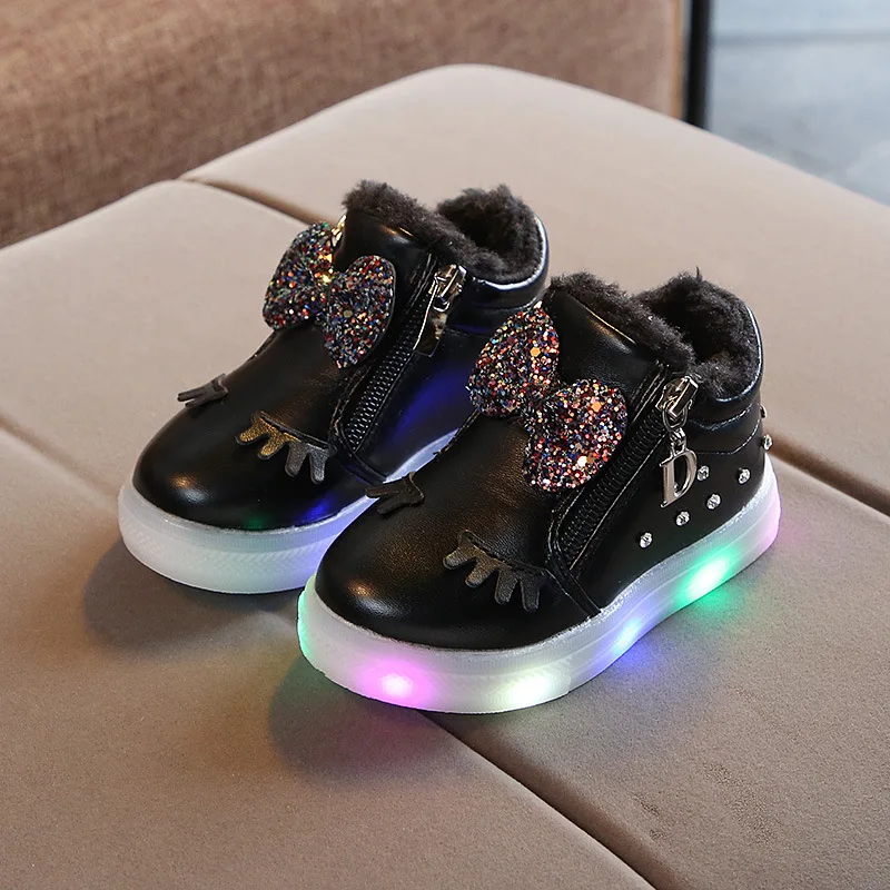Г., зимние ботинки для маленьких девочек обувь принцессы с бантом и цветами модные короткие ботинки со светящимися вставками теплые хлопковые ботинки светодиодный свет - Цвет: 4